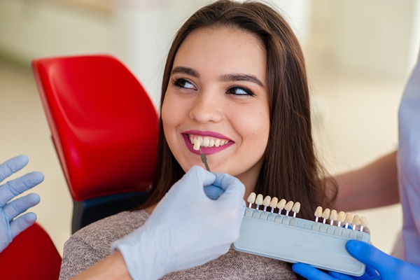 Traditional Dental Veneers Vs  No Prep Veneers: Differences To Keep In Mind