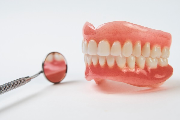Ask A Dentist: Why Shouldn&#    ;t I Wear Loose Dentures?